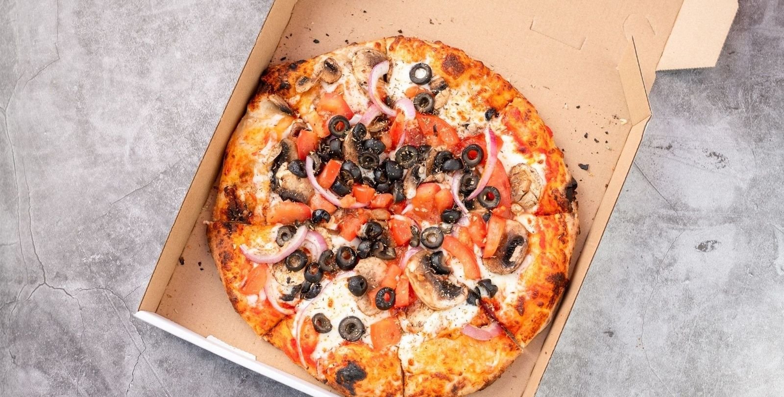 Veggie Pizza, mushroom, olive, red onion, tomato